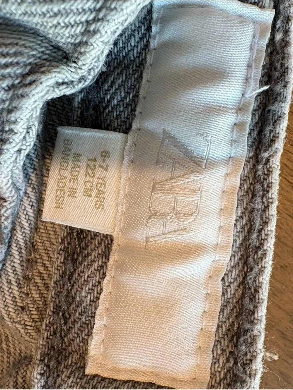 Zara Girls' Gray and Black Pearl & Star Accent Jeans size 6/7